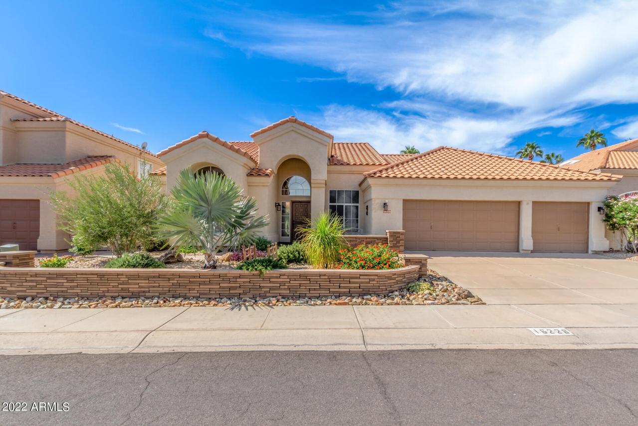 16226 S 33rd Pl., Phoenix, AZ 85048