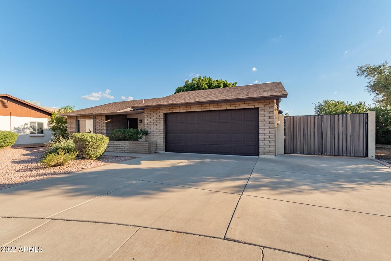 2717 W Meseto Cir., Mesa, AZ 85202
