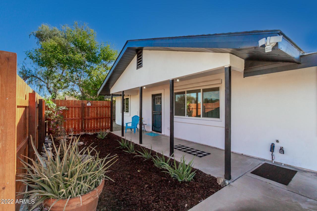 2713 E Grovers Ave., Phoenix, AZ 85032