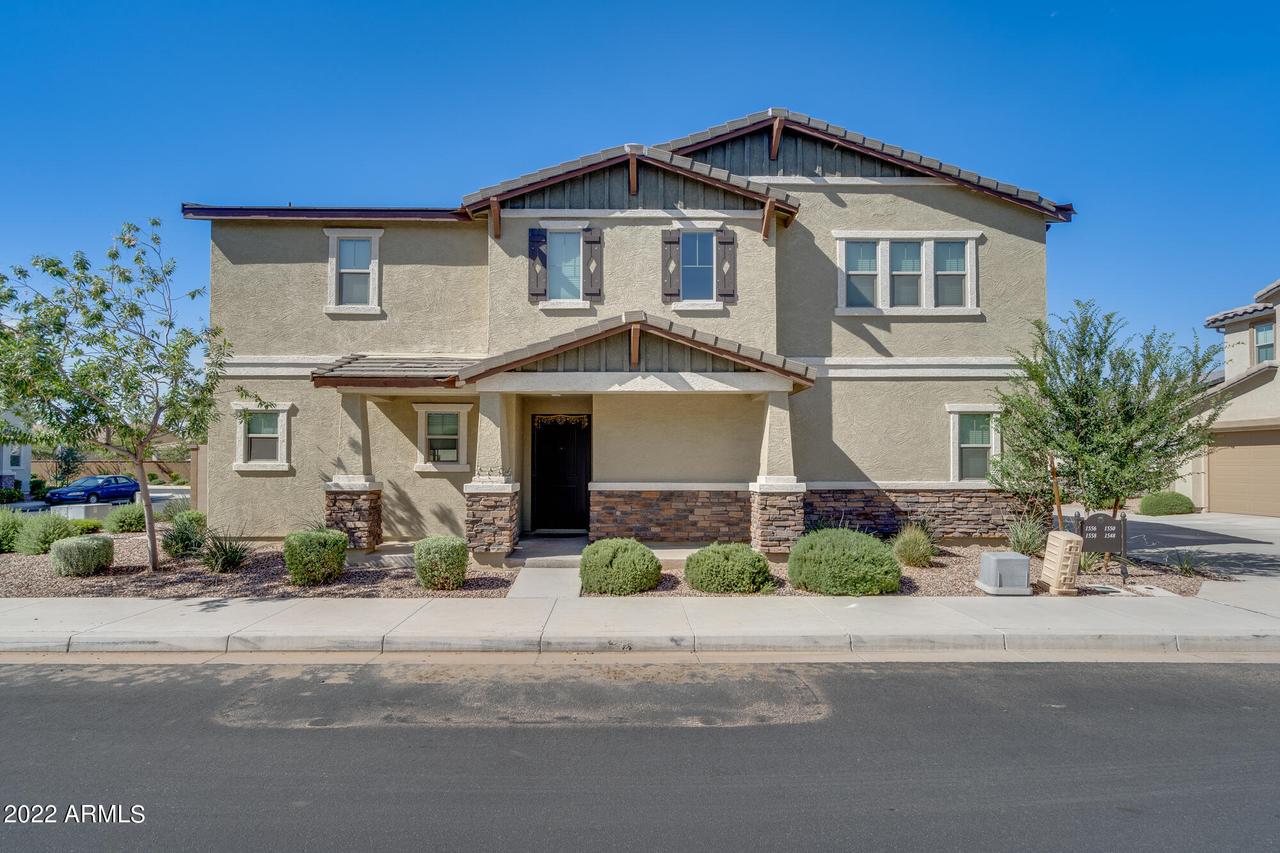1558 S Loren Ln., Gilbert, AZ 85296