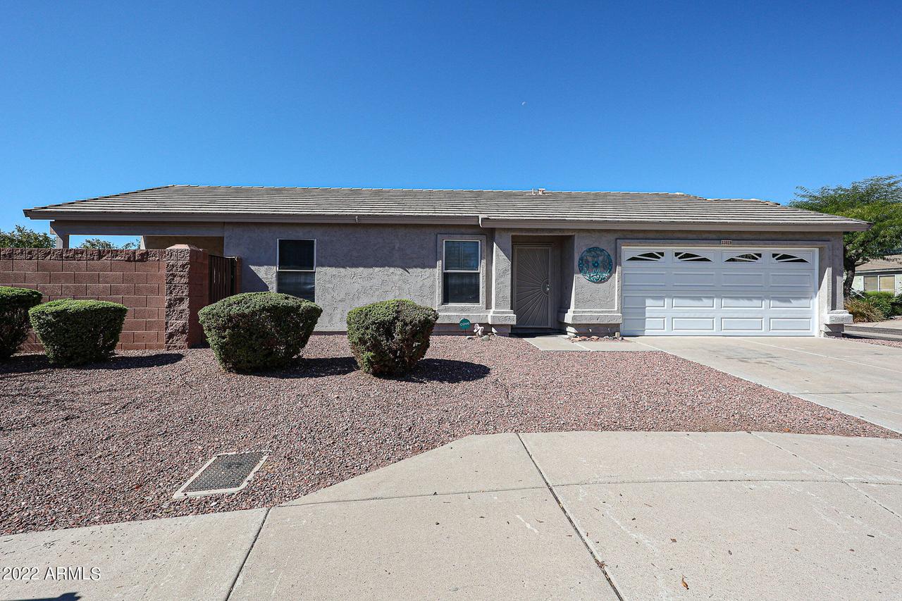 3302 E Tierra Buena Ln., Phoenix, AZ 85032