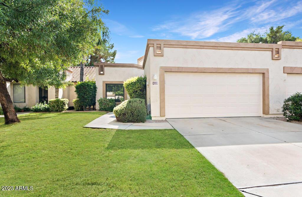 9129 W Kimberly Way, Peoria, AZ 85382