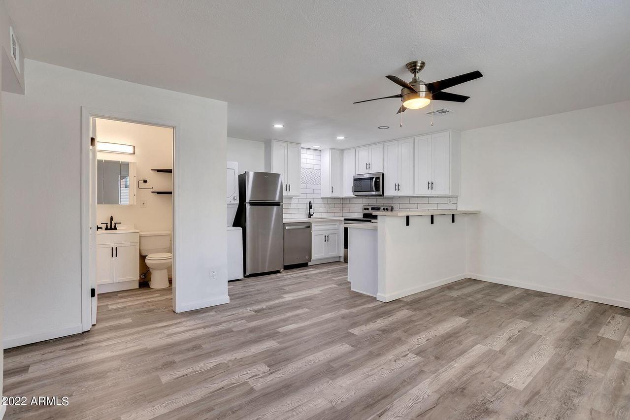 814 N 8th Ave., Phoenix, AZ 85007