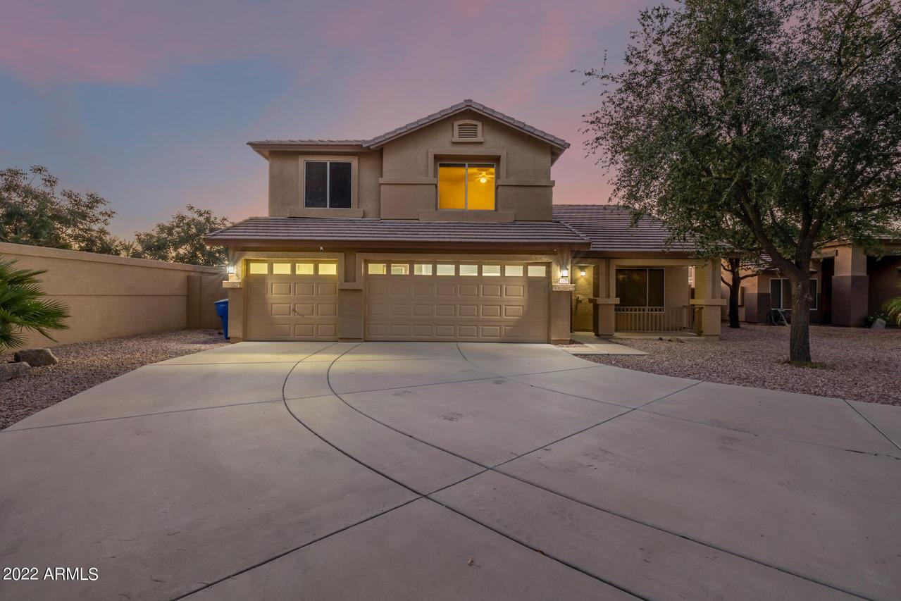 800 N Soho Pl., Chandler, AZ 85225