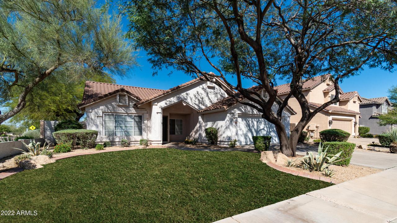 6004 E Sierra Blanca St., Mesa, AZ 85215