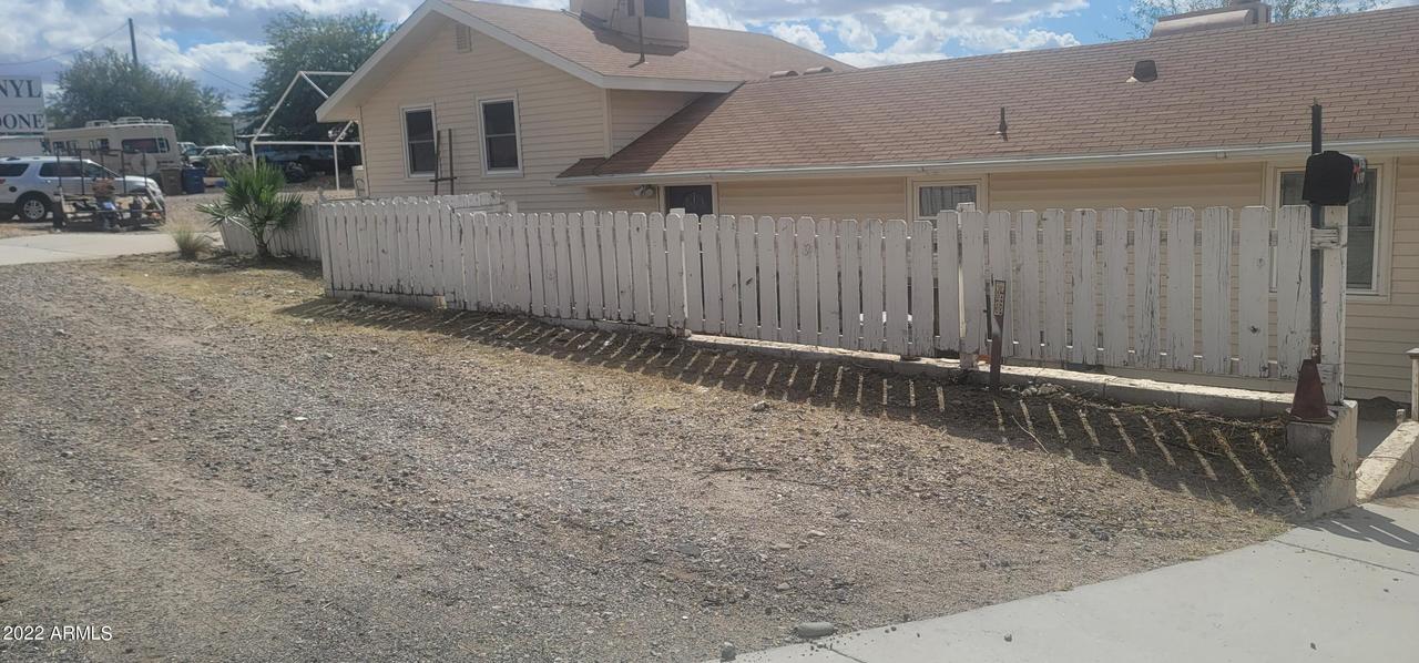 855 E Wickenburg Way, Wickenburg, AZ 85390