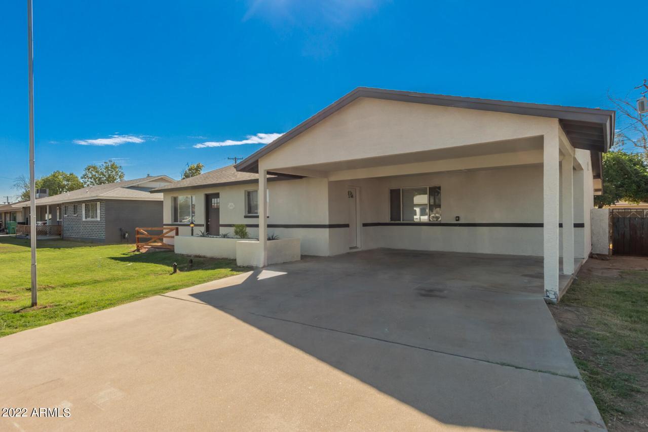 1011 E 9th Ave., Mesa, AZ 85204