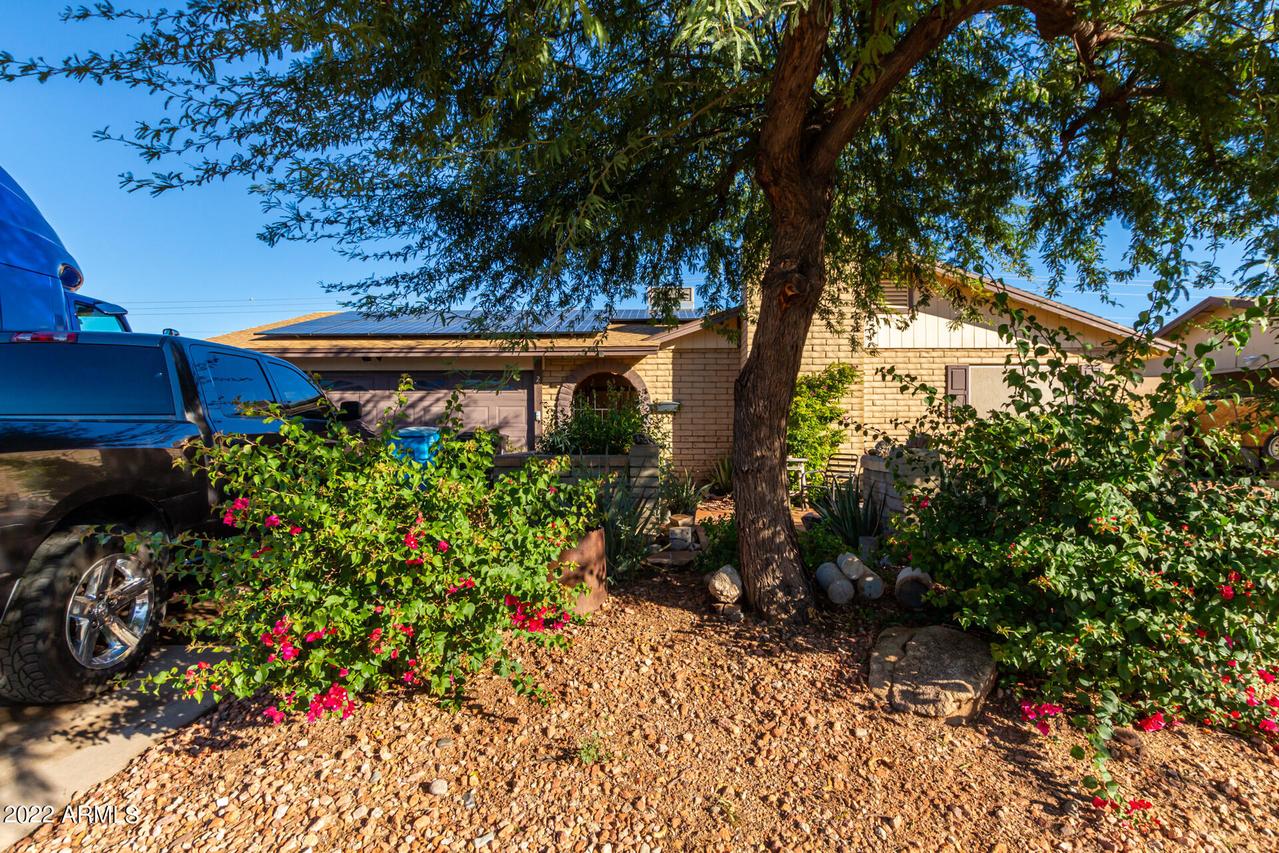 2250 W Dahlia Dr., Phoenix, AZ 85029