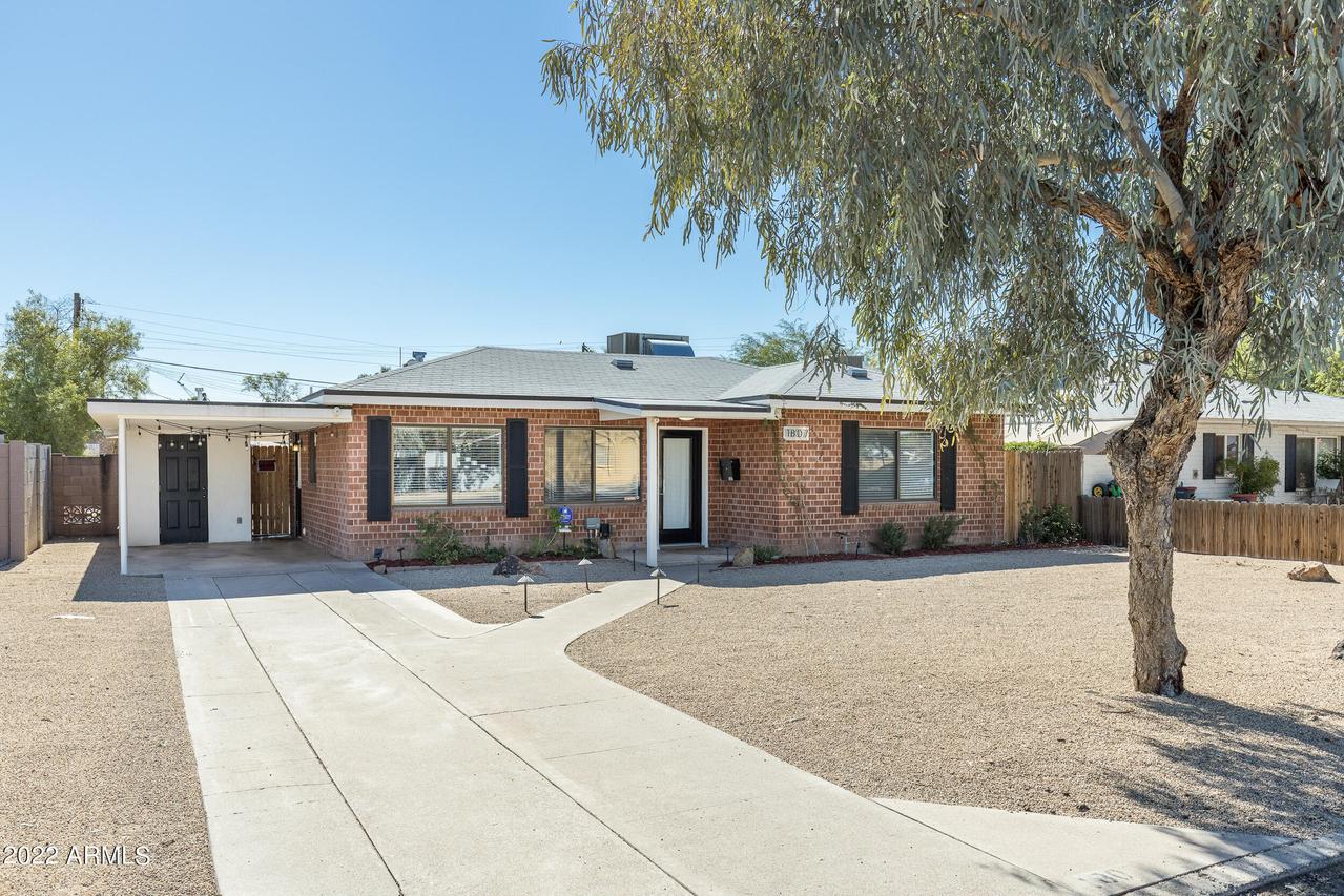 1807 E Earll Dr., Phoenix, AZ 85016