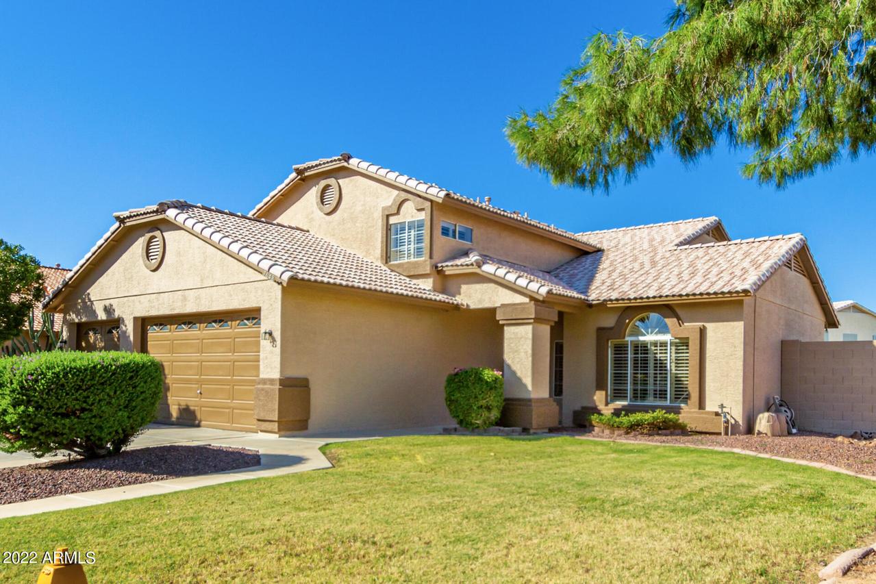 7648 W Betty Elyse Ln., Peoria, AZ 85382