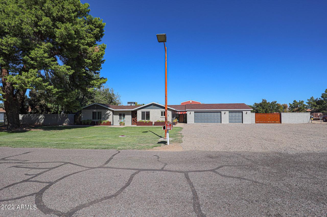 10642 W Georgia Ave., Glendale, AZ 85307