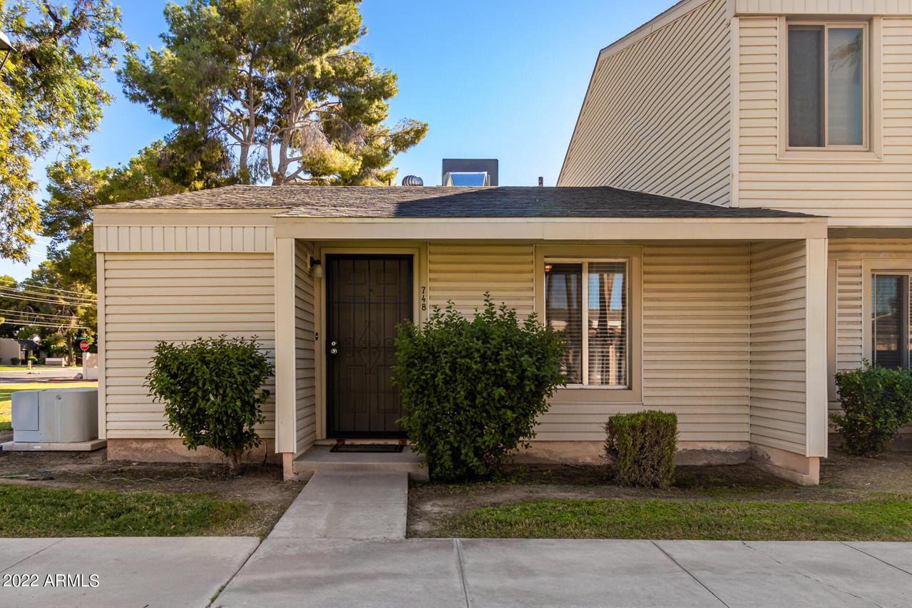 748 E Strahan Dr., Tempe, AZ 85283