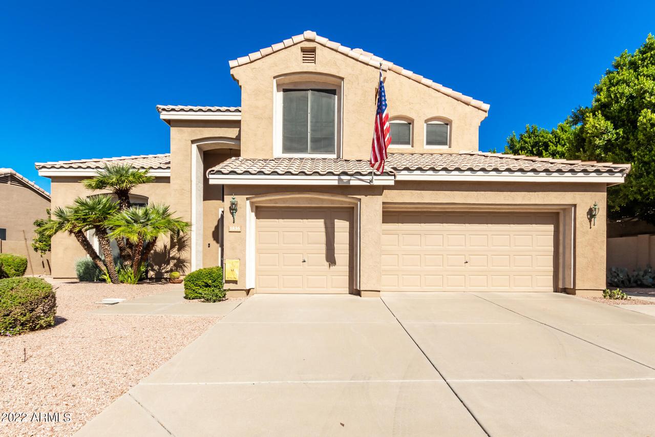 1816 W Canary Way, Chandler, AZ 85286