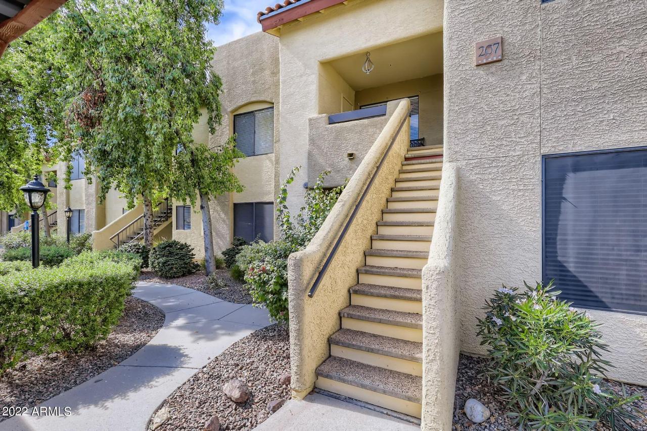 7008 E Gold Dust Ave. #207, Paradise Valley, AZ 85253