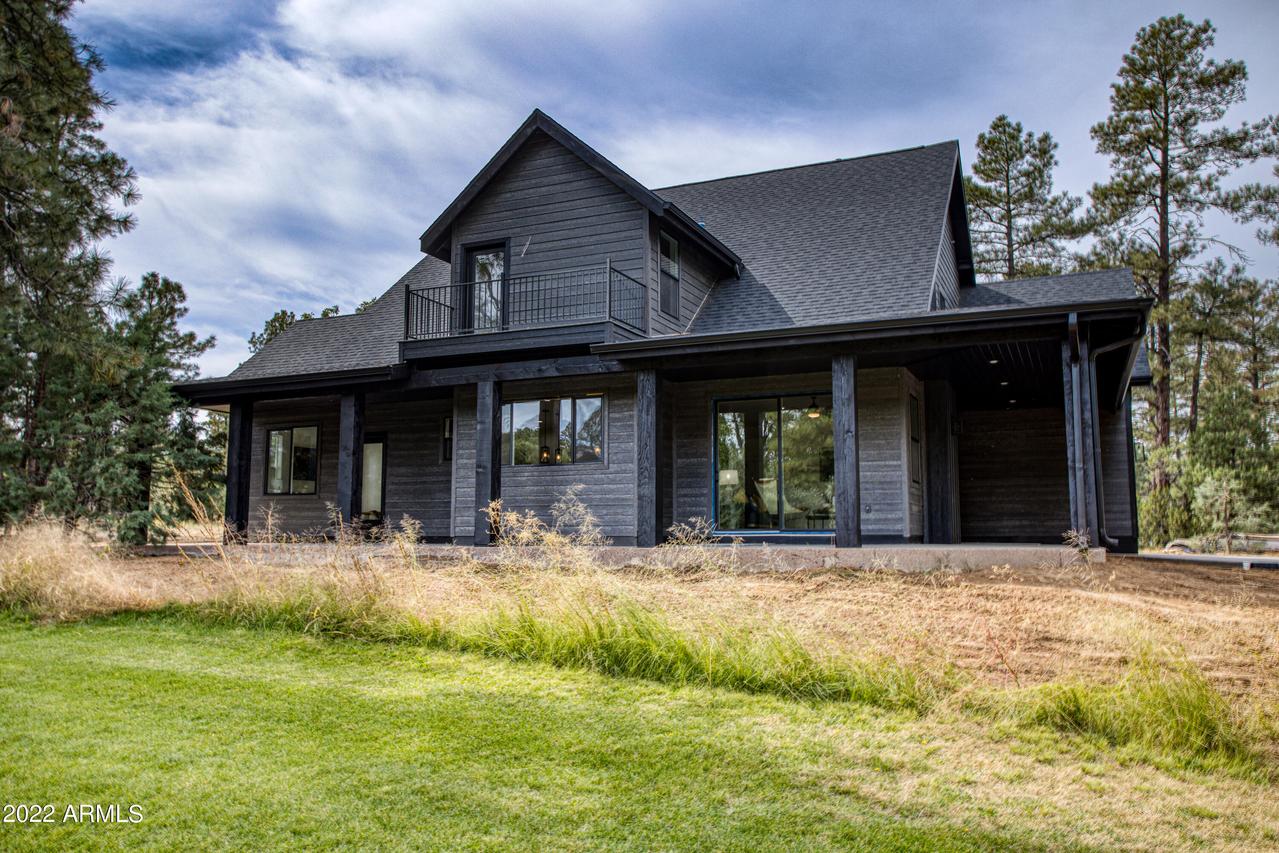 708 N 39th Dr., Show Low, AZ 85901