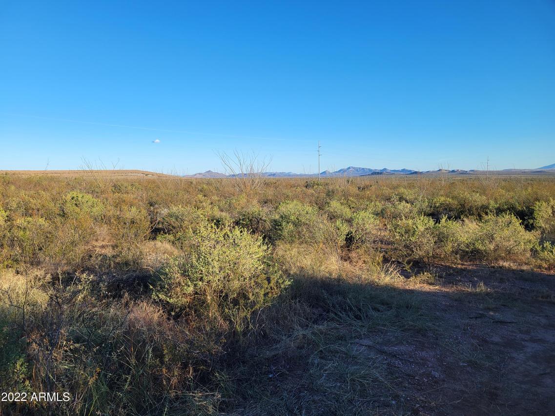 1.49 acres S 10233215b Barnett Rd. #10233215, Bisbee, AZ 85603