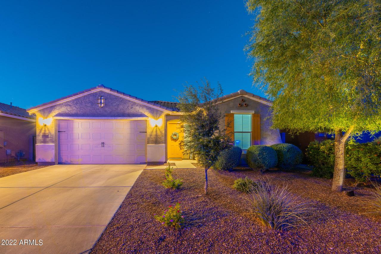 10410 W Redbird Rd., Peoria, AZ 85383