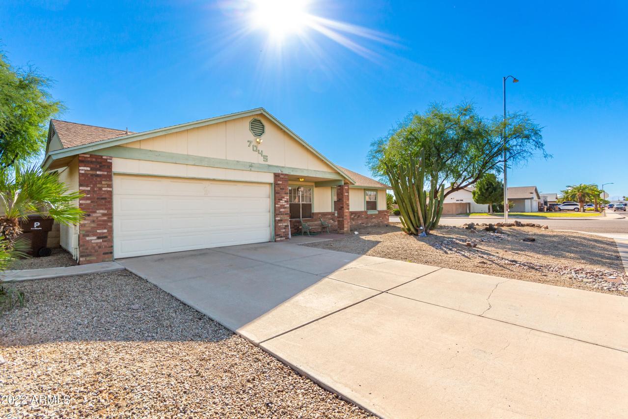 7045 W Jenan Dr., Peoria, AZ 85345