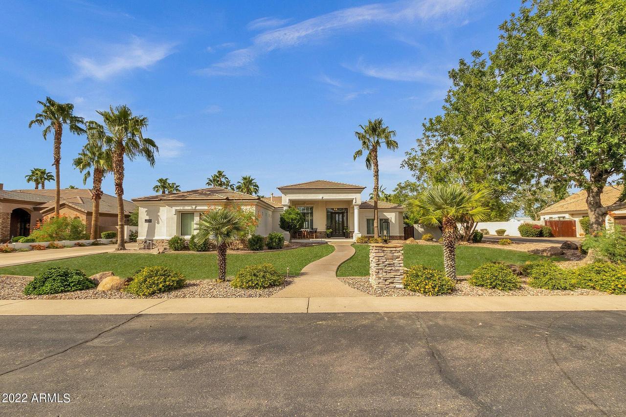 2090 E Cedar Pl., Chandler, AZ 85249