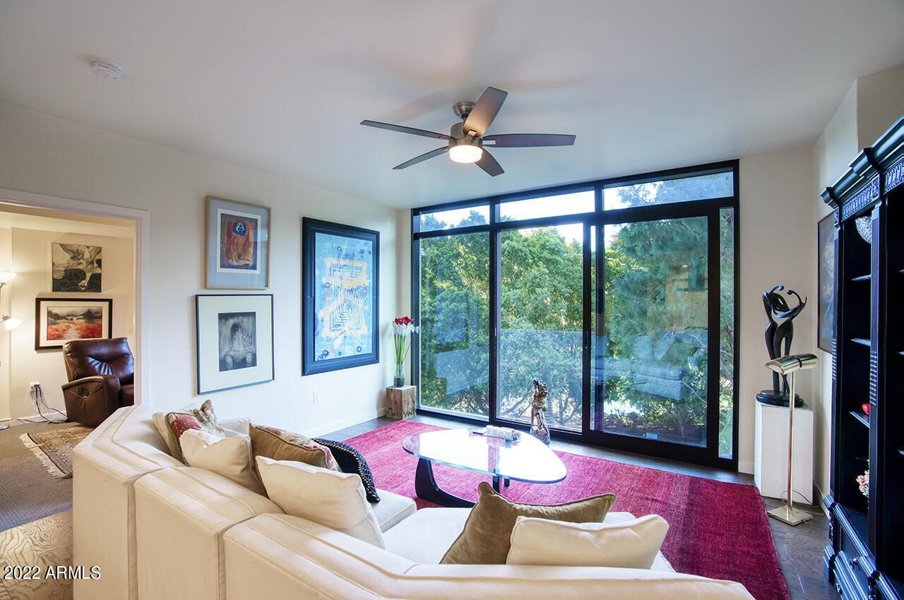 200 W Portland St. #324, Phoenix, AZ 85003