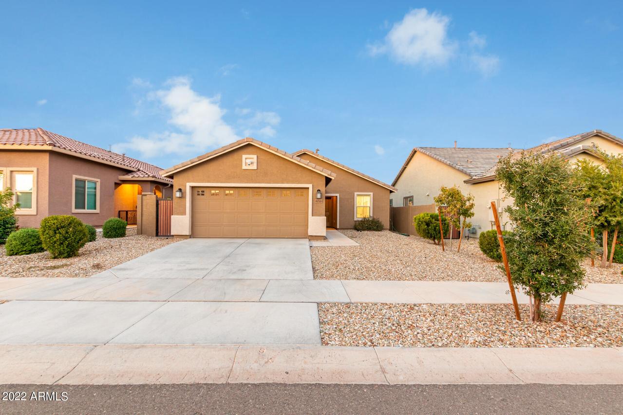 16580 W Charlotte Dr., Surprise, AZ 85387