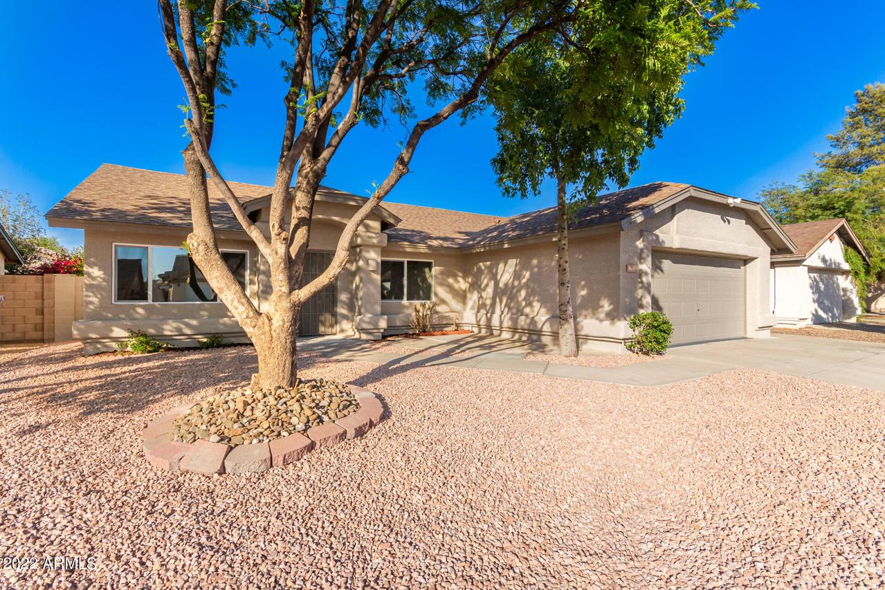 8638 W Willow Ave., Peoria, AZ 85381