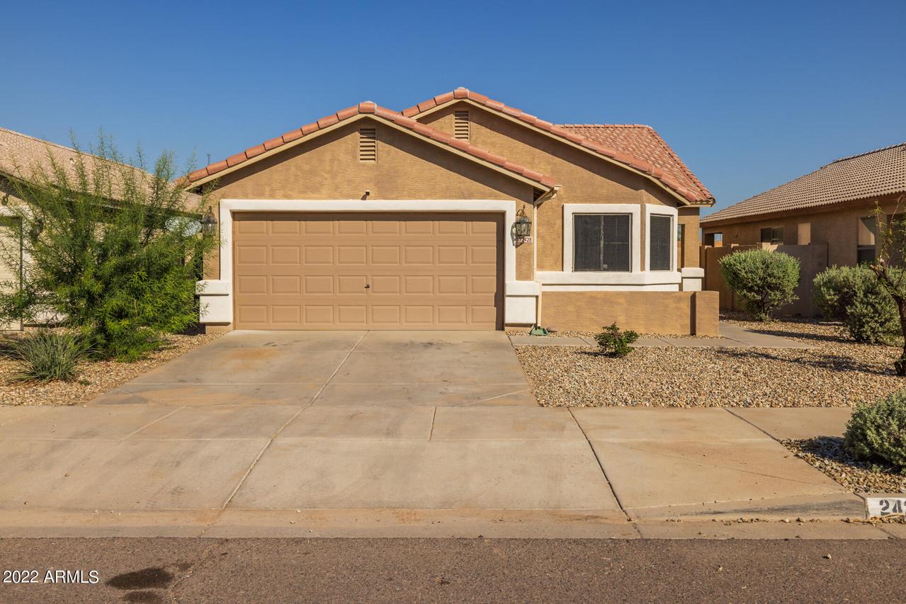 2428 W Parkway Dr., Phoenix, AZ 85041