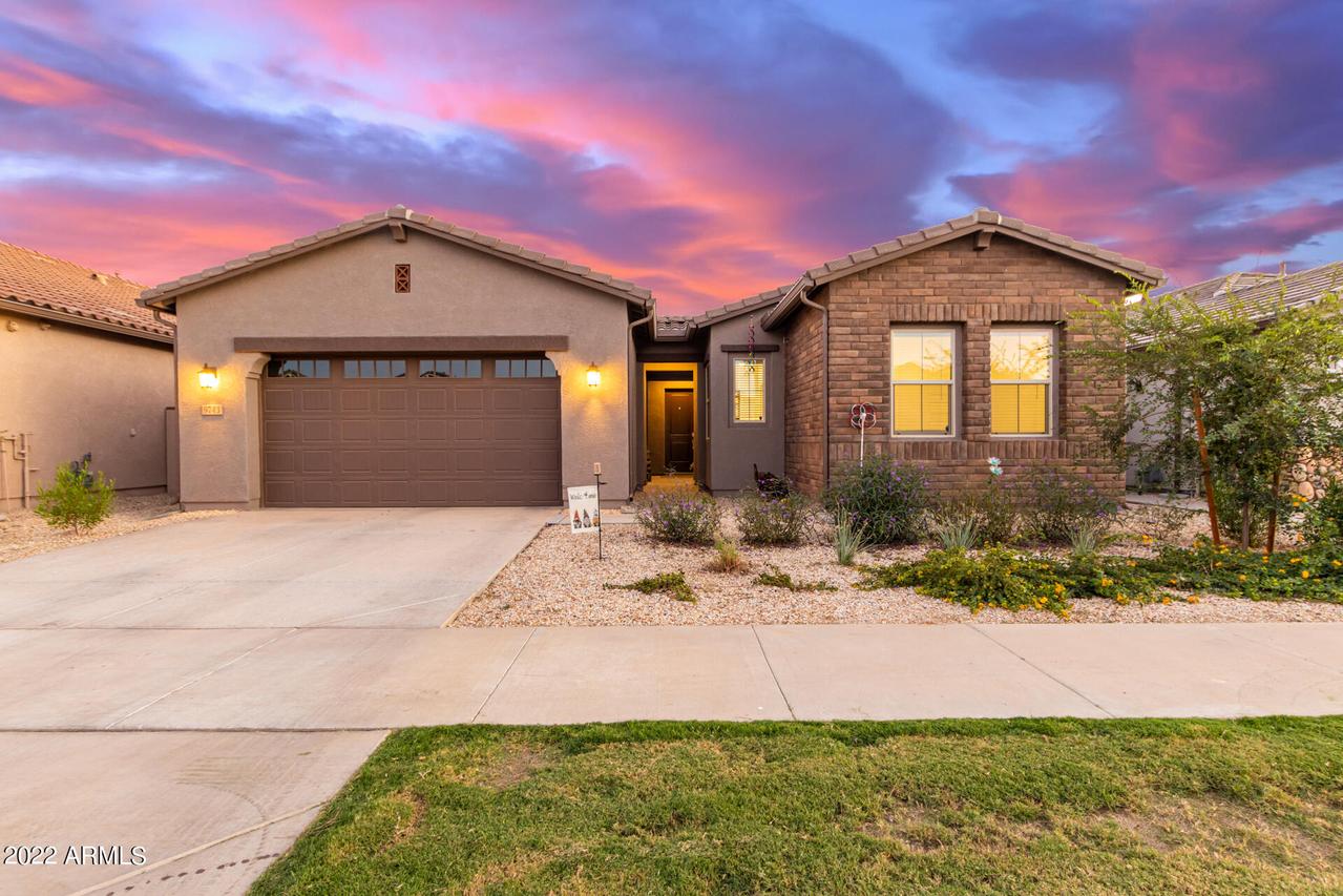 9743 E Tillman Ave., Mesa, AZ 85212