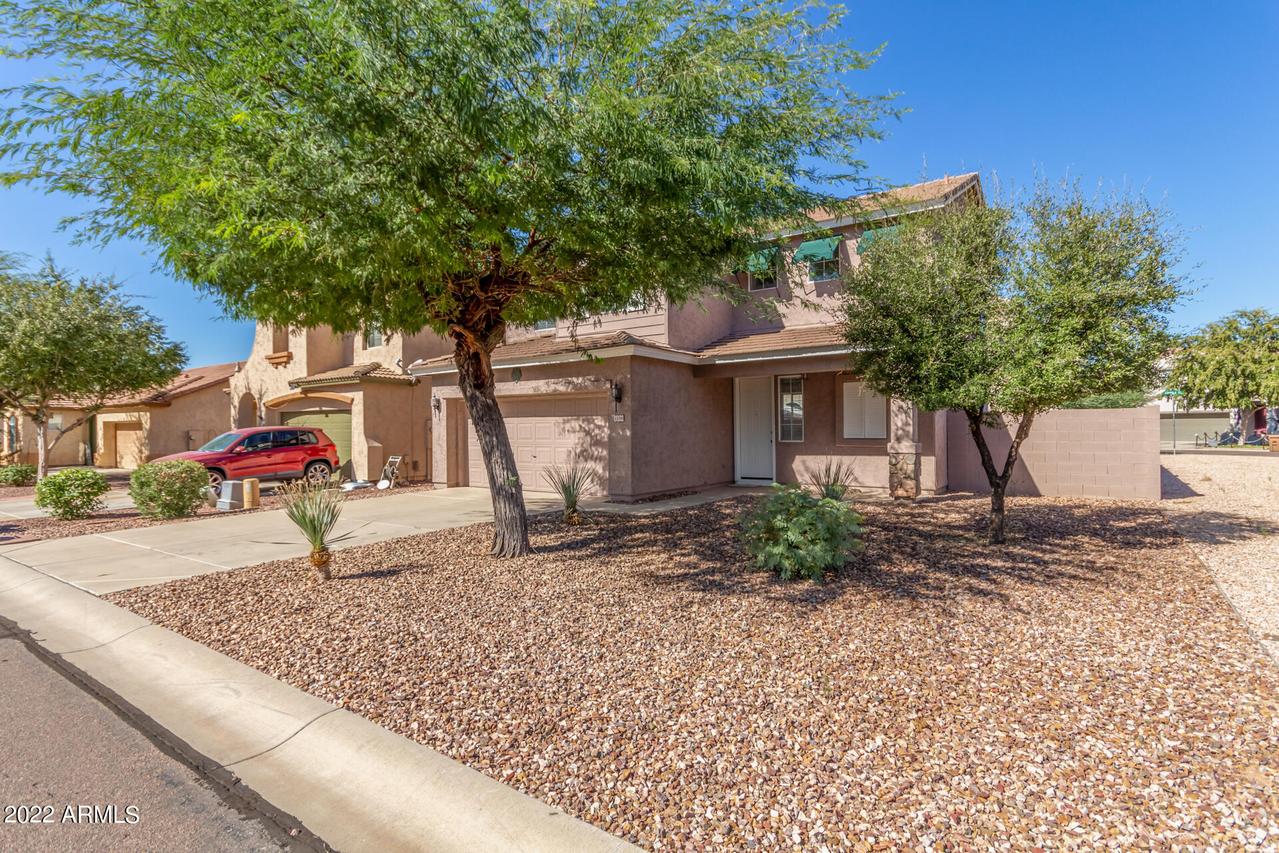 1150 E Ferrara St., San Tan Valley, AZ 85140