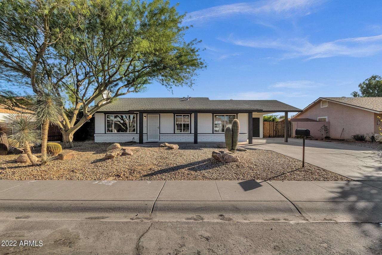 685 E Harrison St., Chandler, AZ 85225
