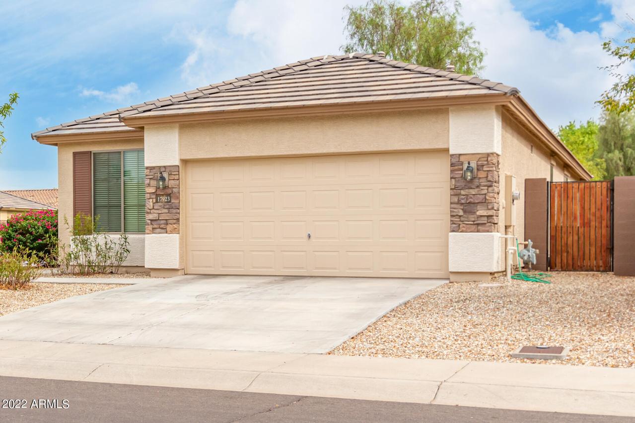 17923 W Palo Verde Ave., Waddell, AZ 85355