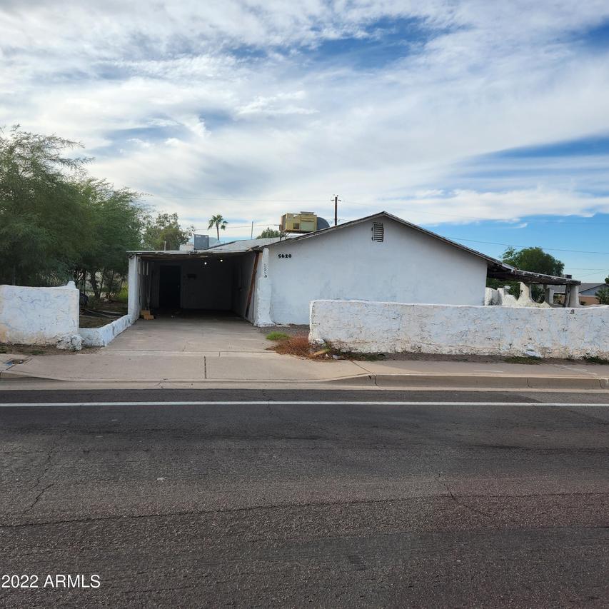 5620 S 7th St., Phoenix, AZ 85040