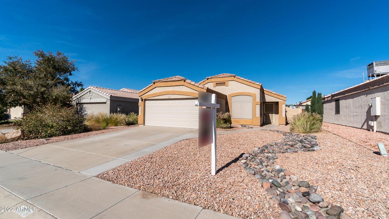 1256 W 18th Ave., Apache Junction, AZ 85120