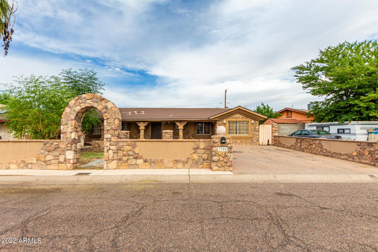 3306 W Montecito Ave., Phoenix, AZ 85017