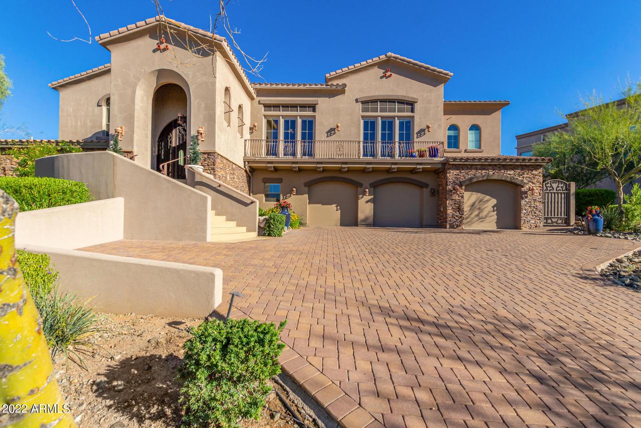 14407 N 26th Pl., Phoenix, AZ 85032