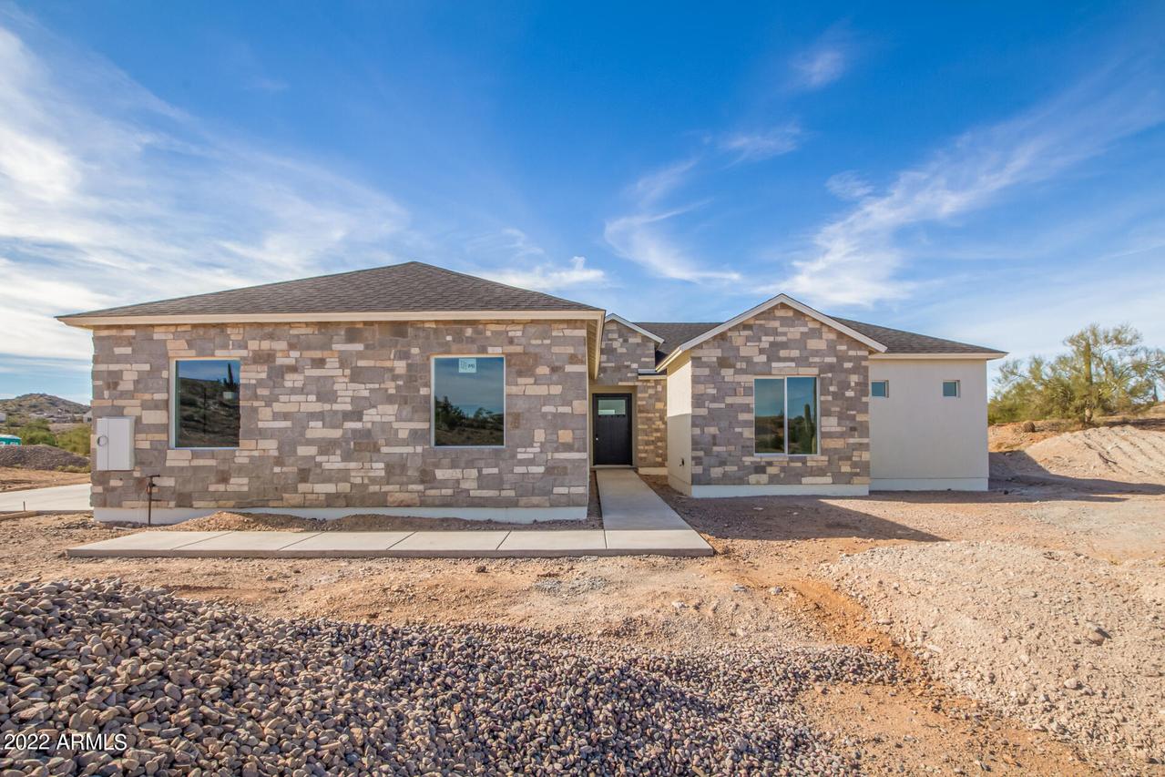 3710 W Hummingbird Ln., Queen Creek, AZ 85144