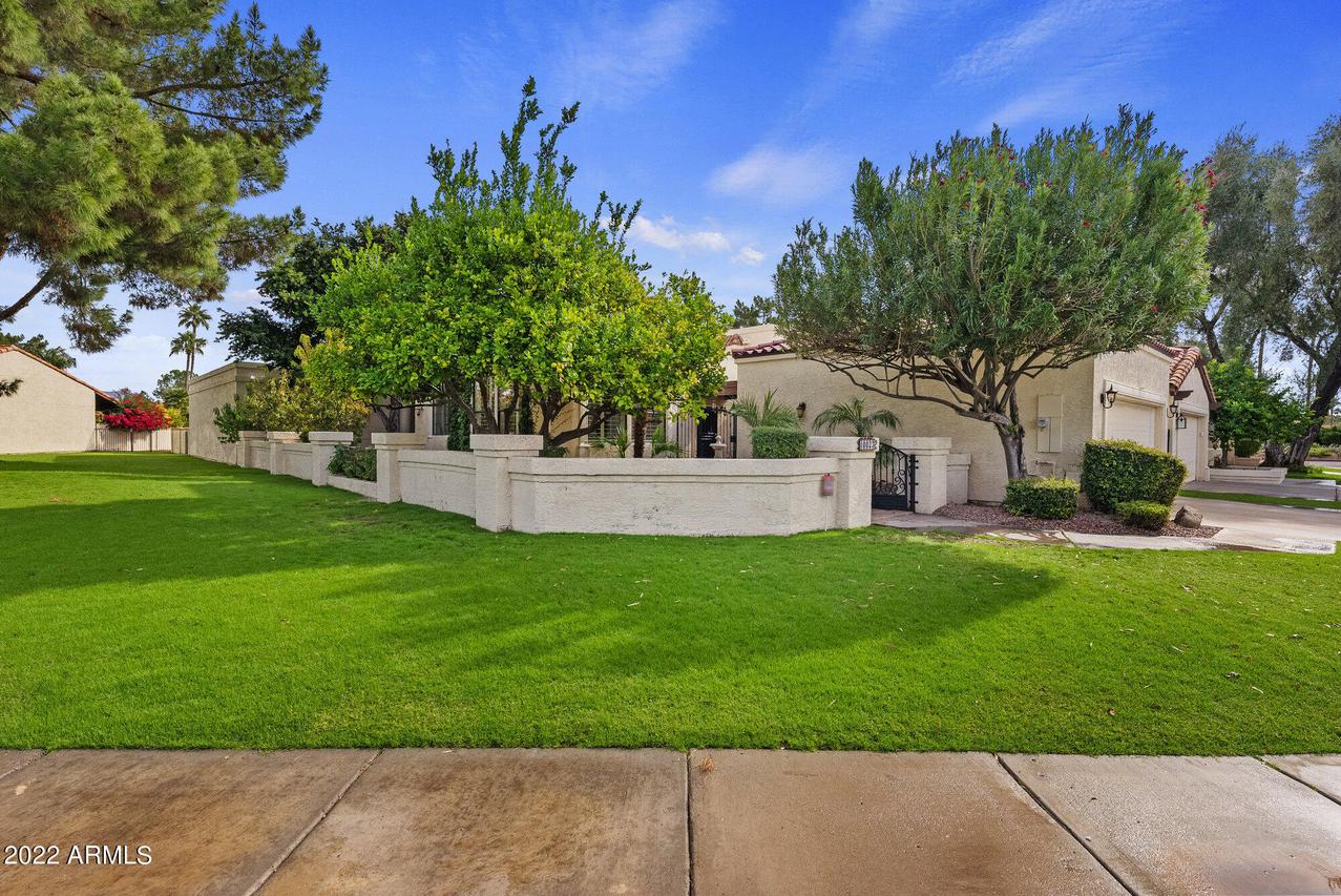 10023 N 52nd Pl., Paradise Valley, AZ 85253
