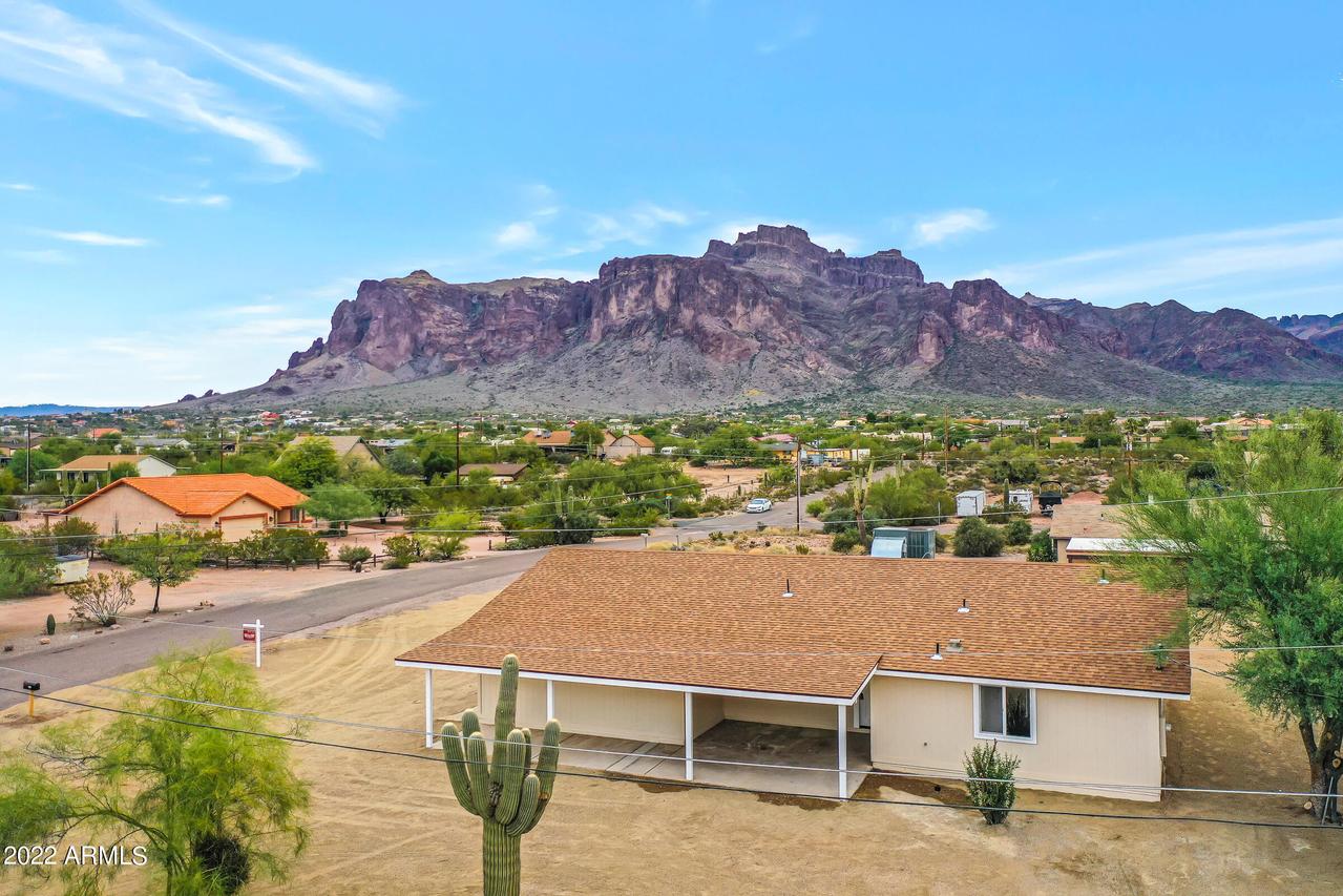4501 E Roundup St., Apache Junction, AZ 85119