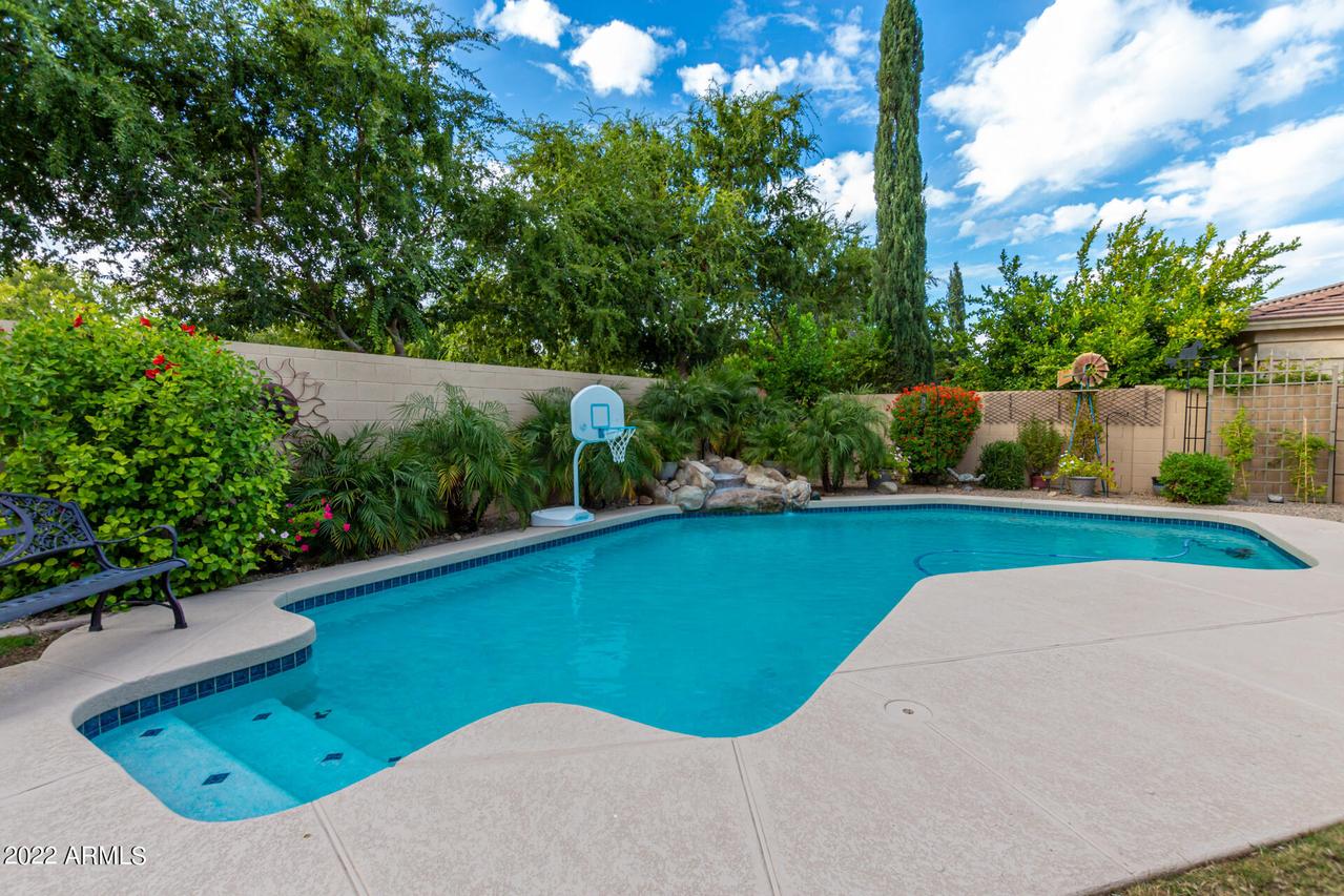 16514 N 170th Ln., Surprise, AZ 85388