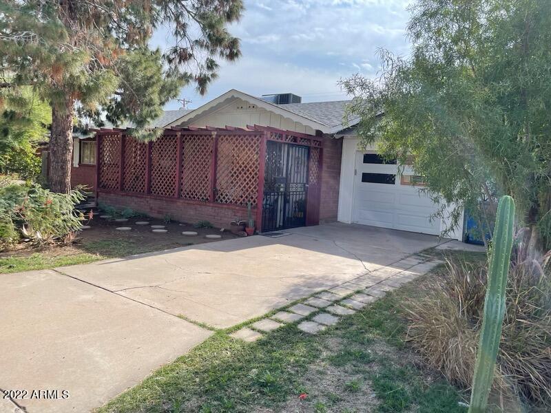 3841 W Rovey Ave., Phoenix, AZ 85019