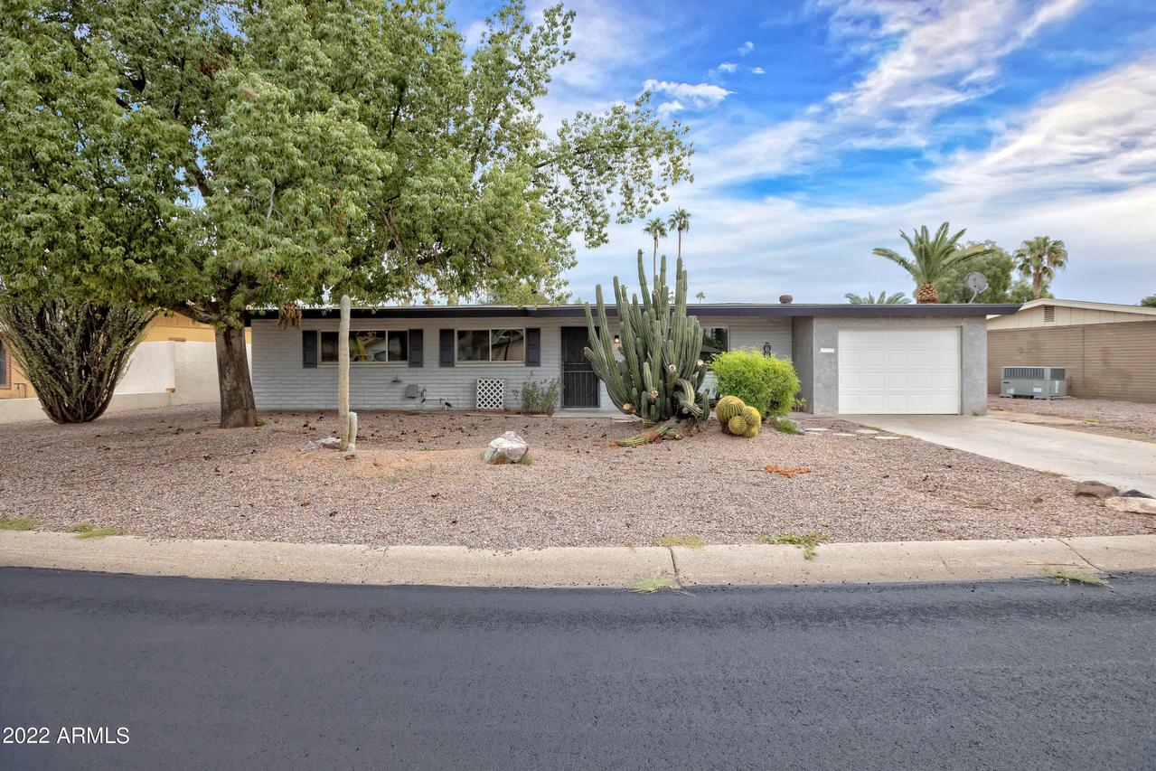 1132 S Longwood Loop, Mesa, AZ 85208