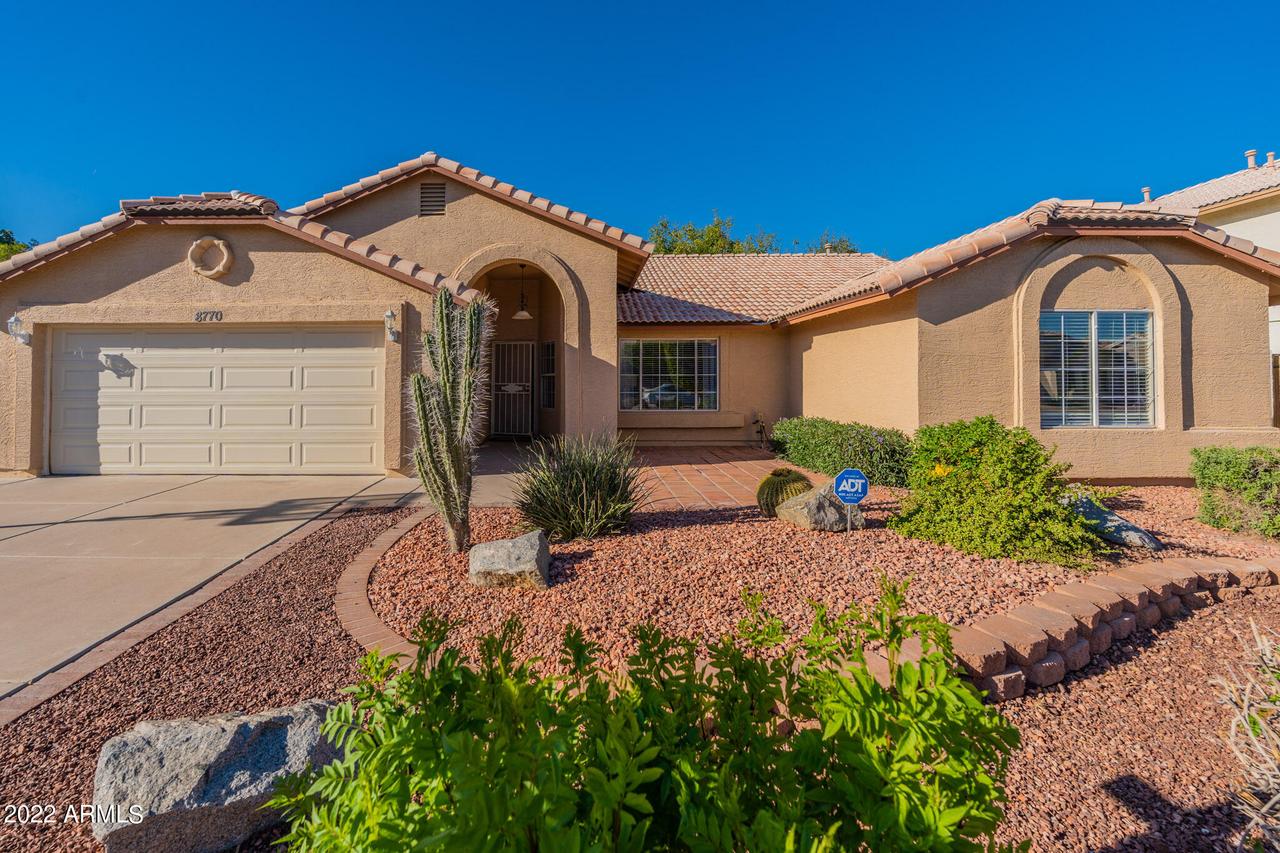8770 W Columbine Dr., Peoria, AZ 85381