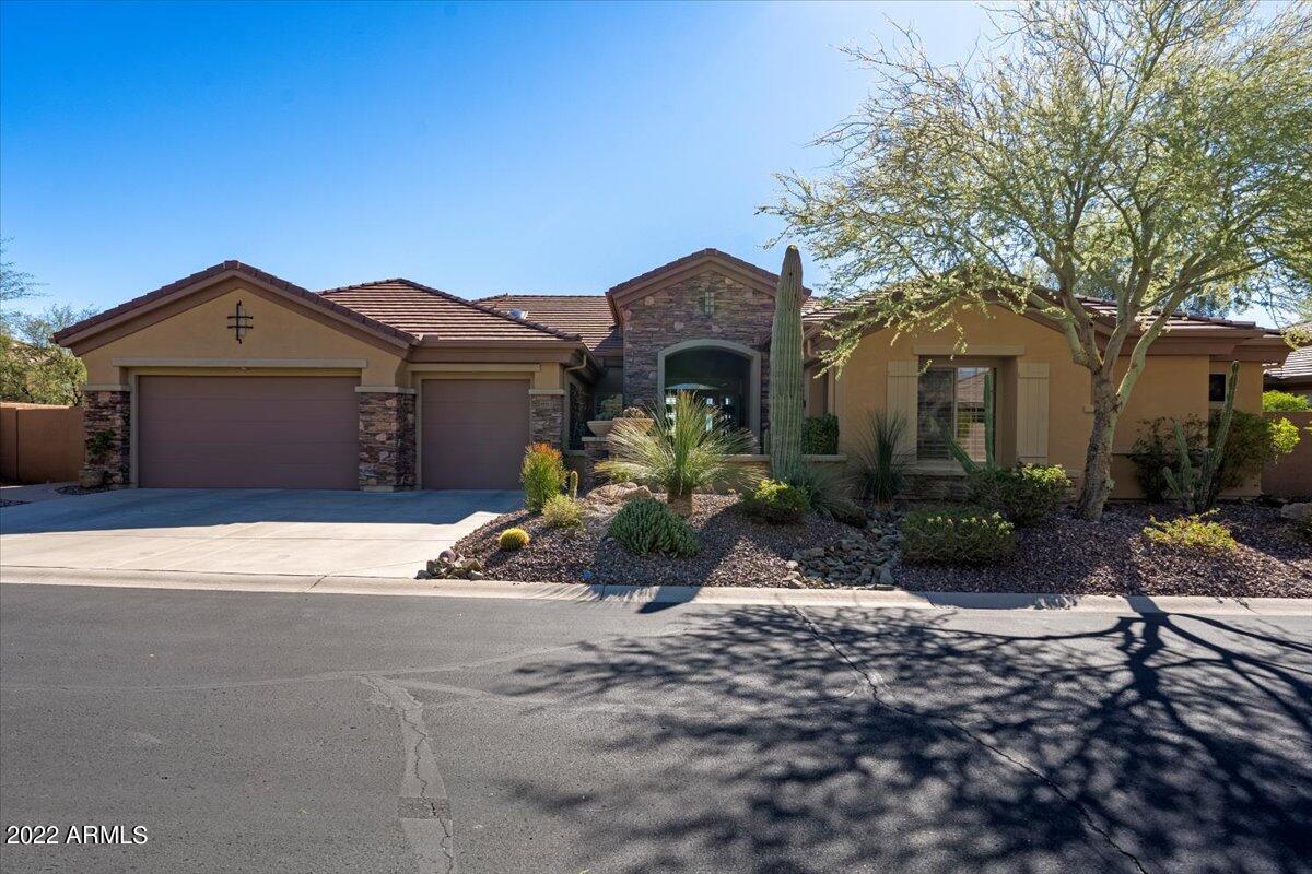 41811 N Spy Glass Dr., Phoenix, AZ 85086