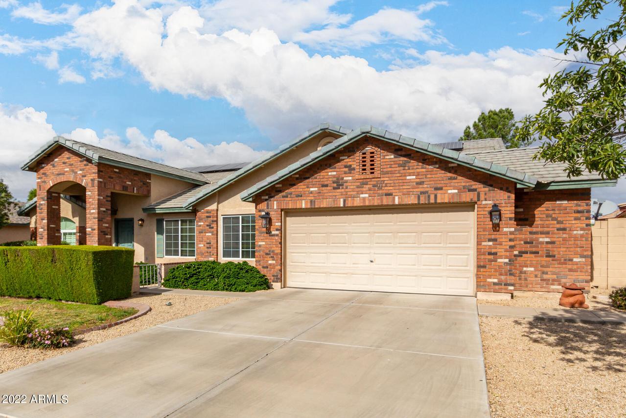 3826 E Sandwick Dr., San Tan Valley, AZ 85140