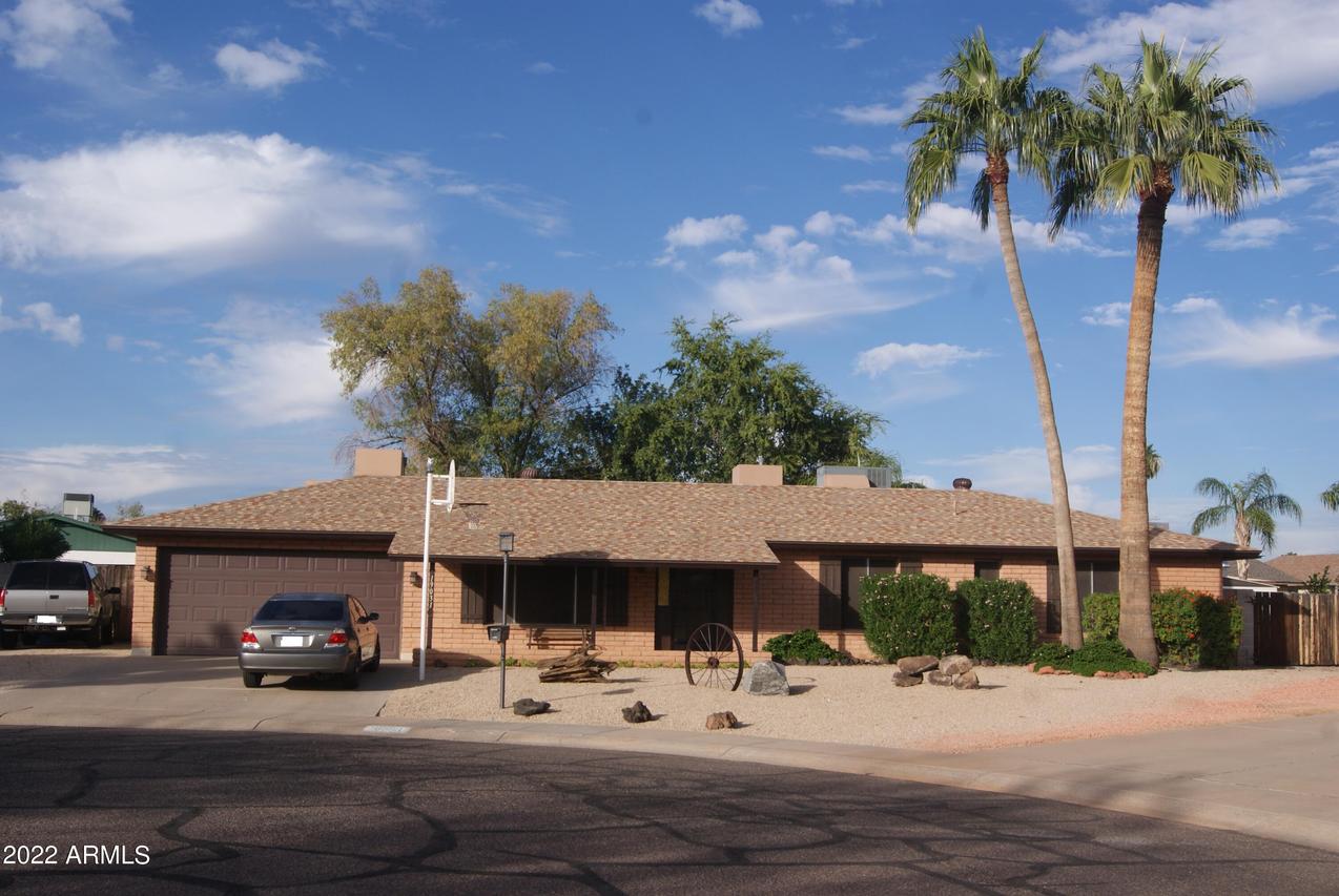 19031 N 22nd Dr., Phoenix, AZ 85027