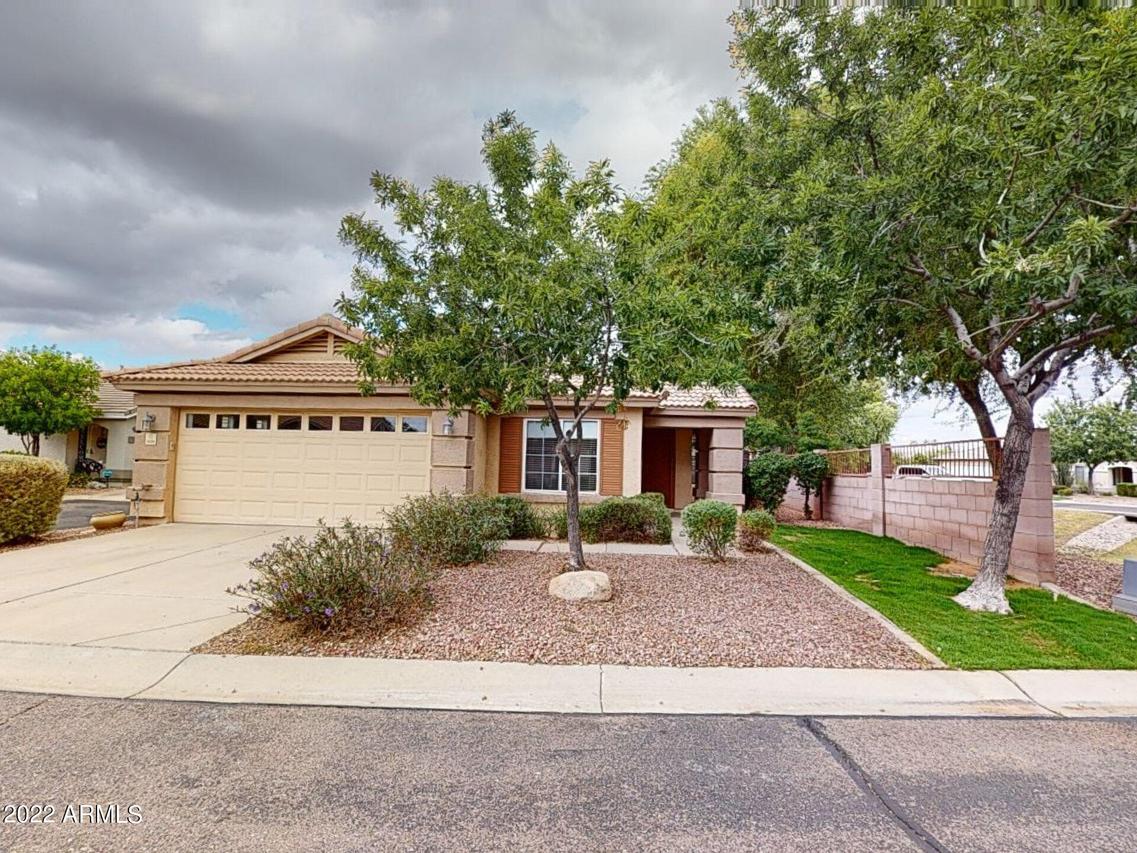 1638 N Serina, Mesa, AZ 85205