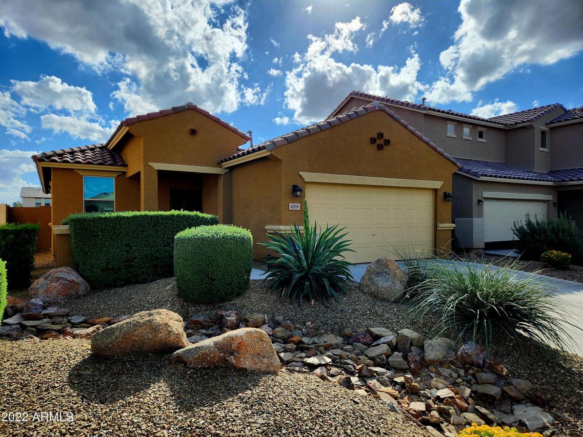 6235 W Freeway Ln., Glendale, AZ 85302
