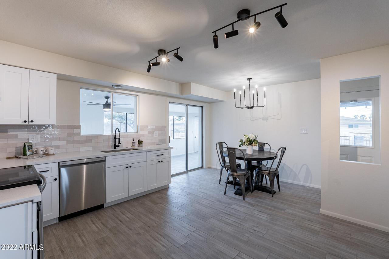 505 N Valley Dr., Apache Junction, AZ 85120