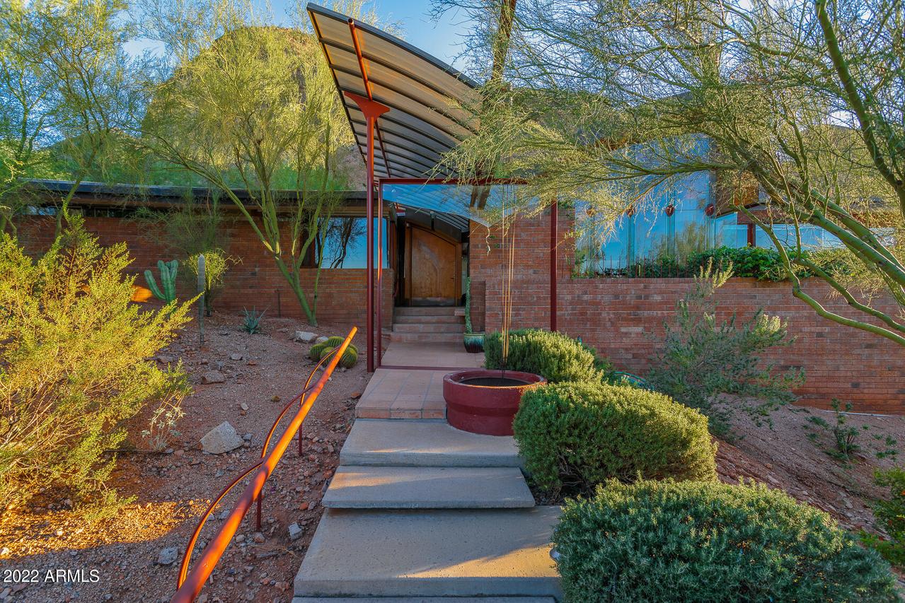 5133 E Mcdonald Dr., Paradise Valley, AZ 85253