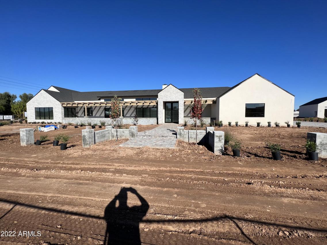 13823 S 155th St., Gilbert, AZ 85296